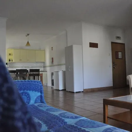 Aparthotel Apartamento Com Piscina *