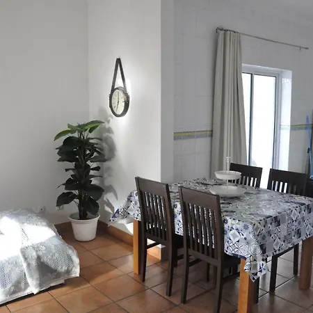Apartahotel Apartamento Com Piscina Lagos