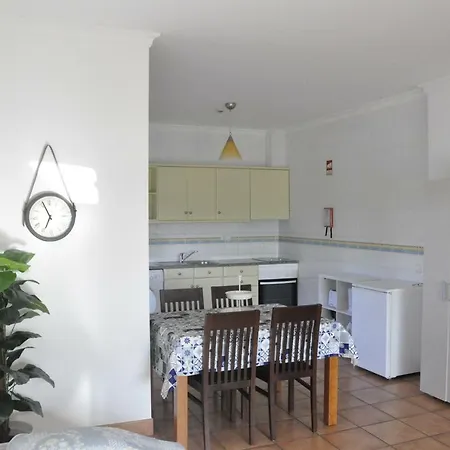 Apartamento Com Piscina Aparthotel *